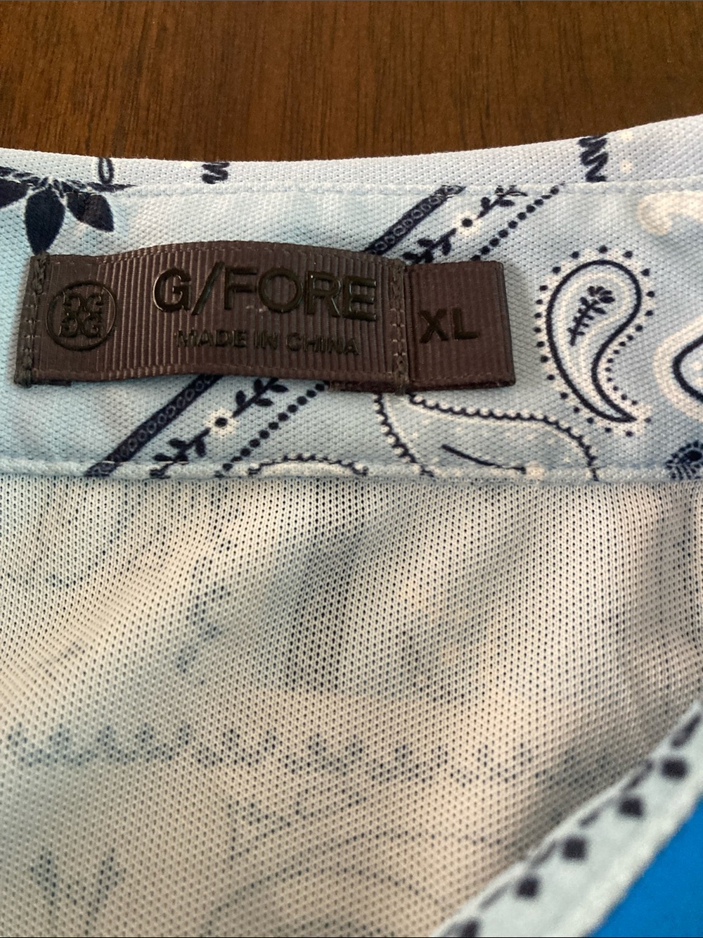 G/FORE Men’s White and Light Blue Bandana-Print Polo - Picture 2 of 9